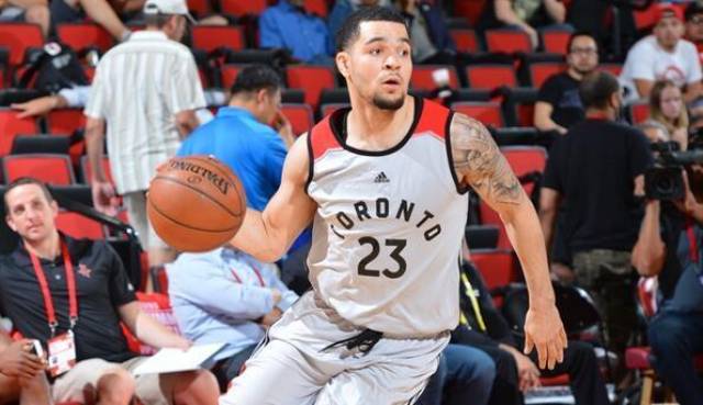 接跻身总冠 接跻身总冠